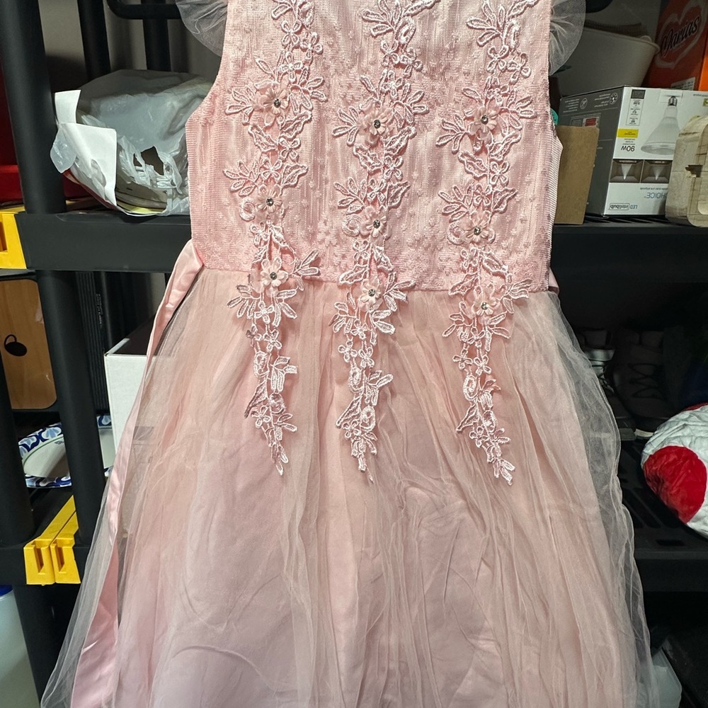 Elegant Pink Lace girls Dress size 11-12yrs